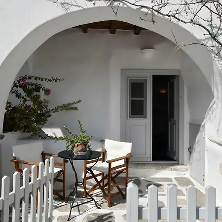 Guest house Kastro Cozy 3*