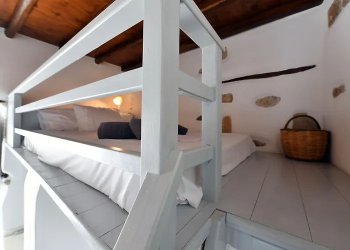 Guest house Kastro Cozy